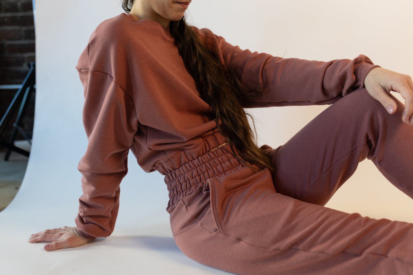 Women's 2pc set Jogger and Elastic Crop