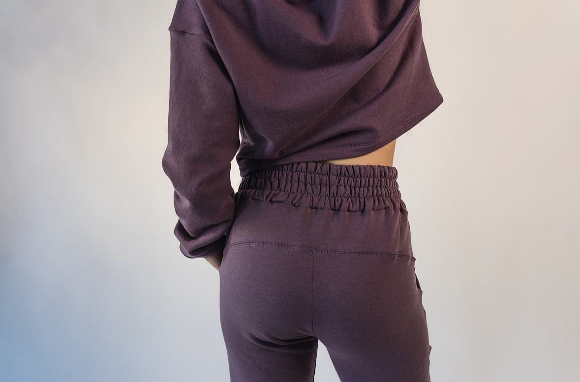 Women's 2pc set Jogger and Modest Crop