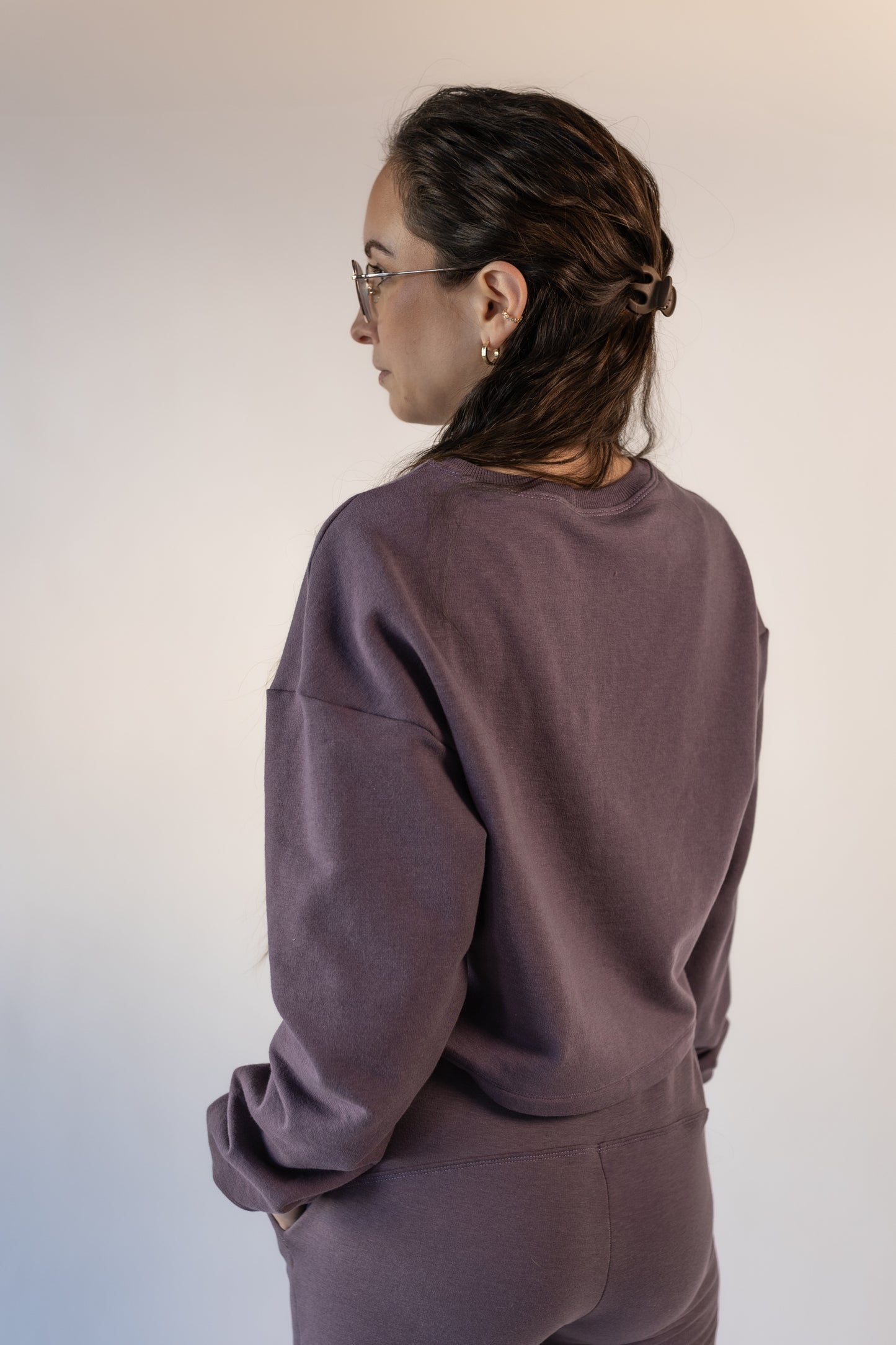 Women's 2pc set Jogger and Modest Crop